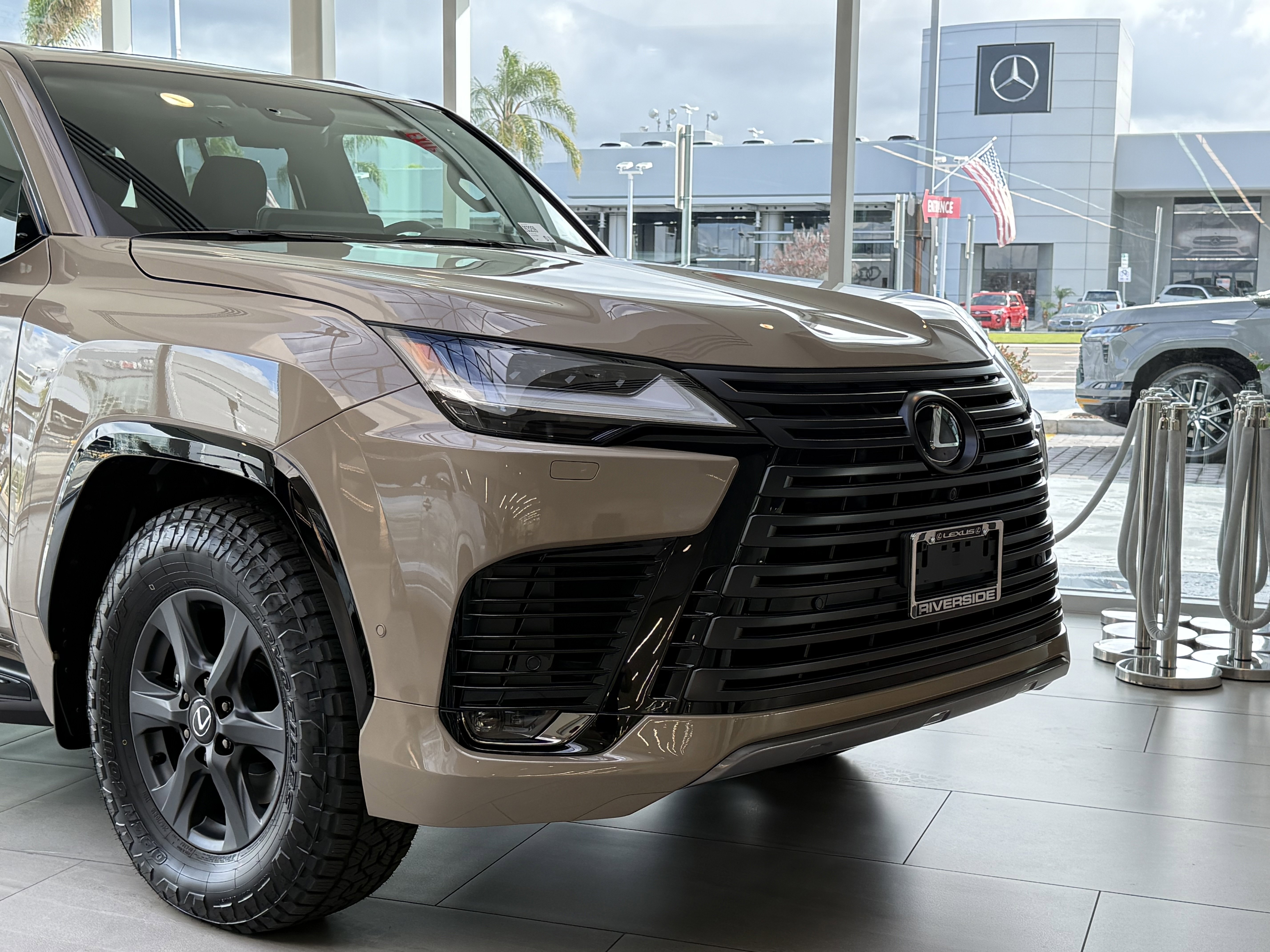 New 2026 Lexus LX 700h Overtrail AWD/4WD image 3