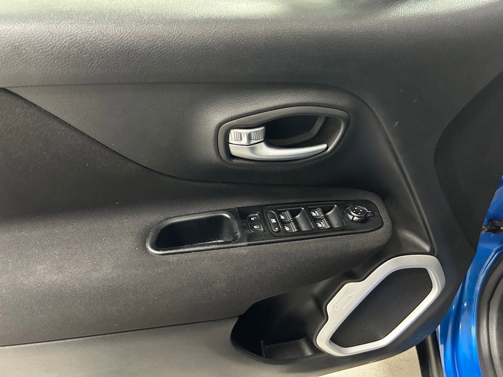 Used 2020 Jeep Renegade Sport AWD/4WD image 17