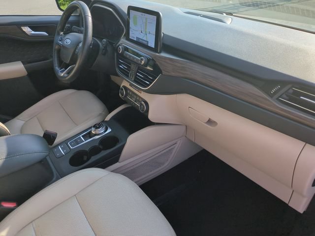 Used 2020 Ford Escape Titanium AWD/4WD image 35