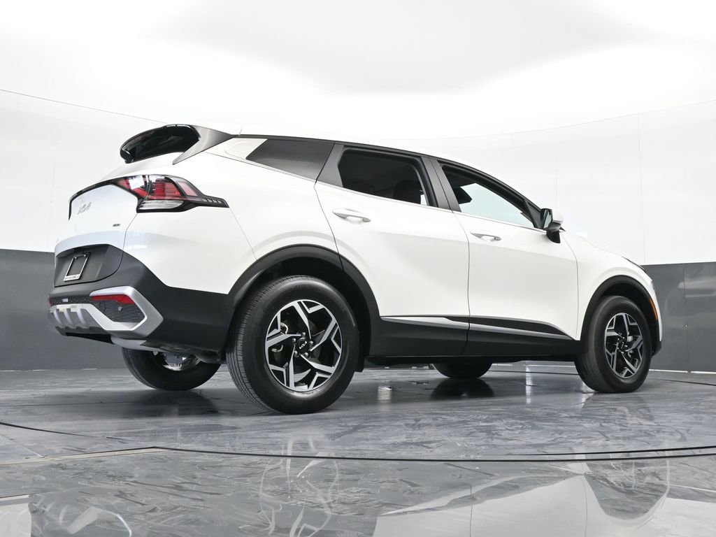 Used 2023 Kia Sportage LX image 58