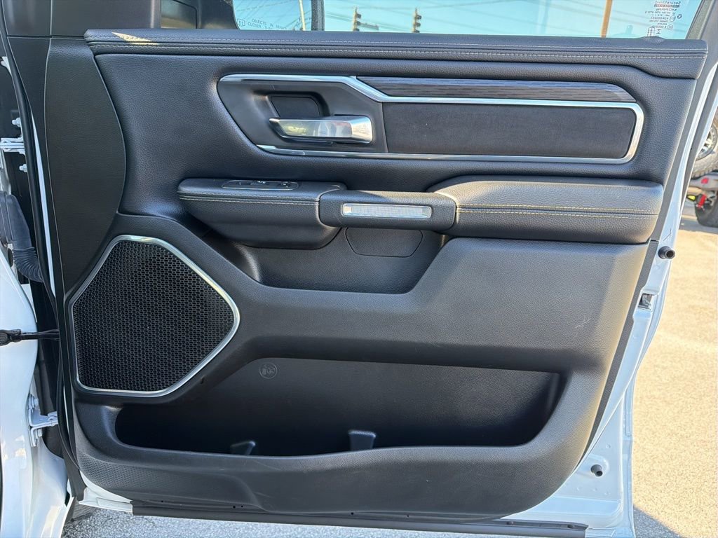 Used 2024 RAM 1500 Laramie image 25