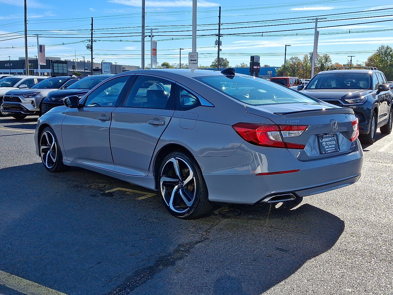 Used 2022 Honda Accord Sport image 4