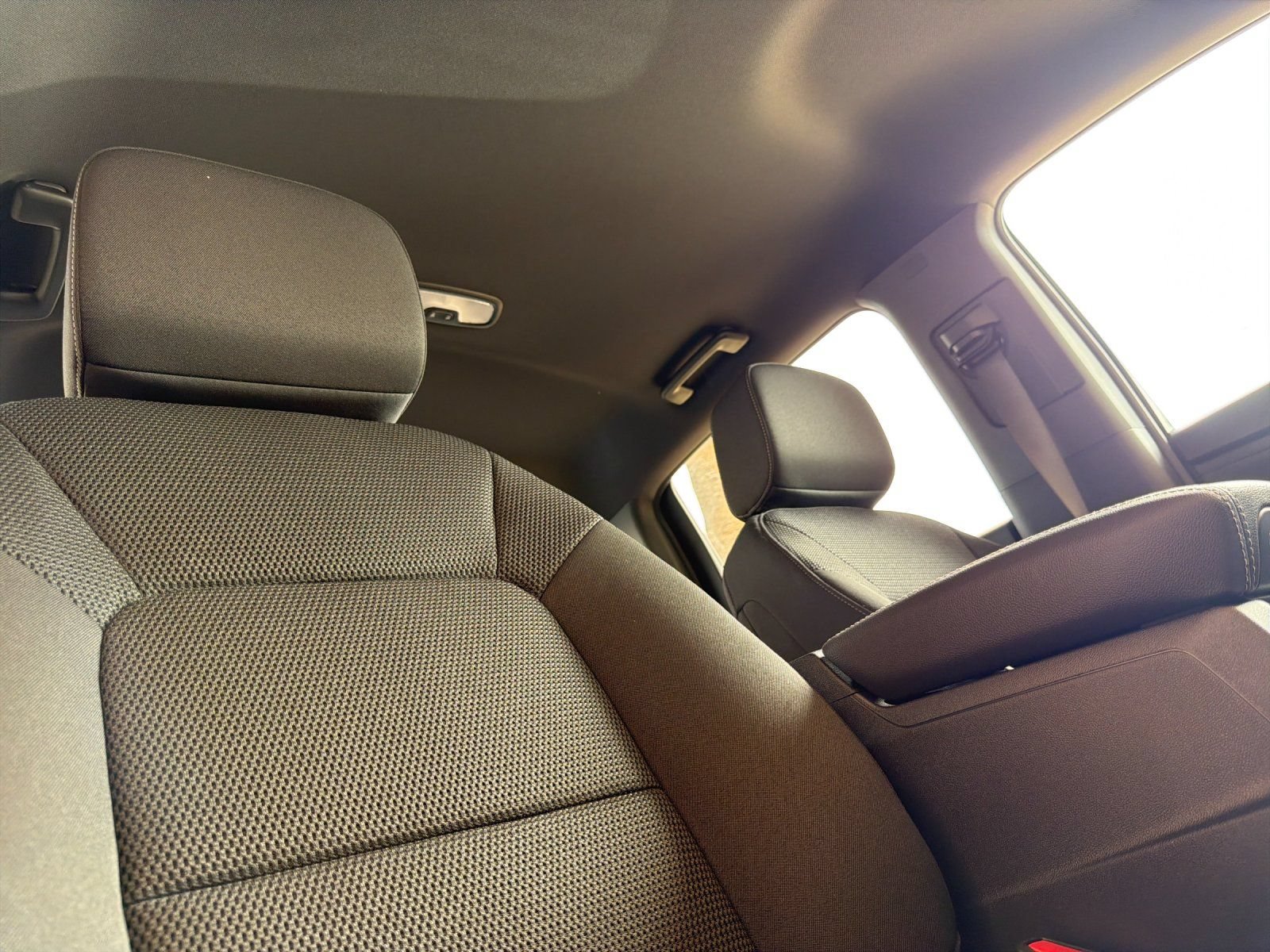 New 2026 GMC Canyon Elevation w/ Technology Package RWD image 16