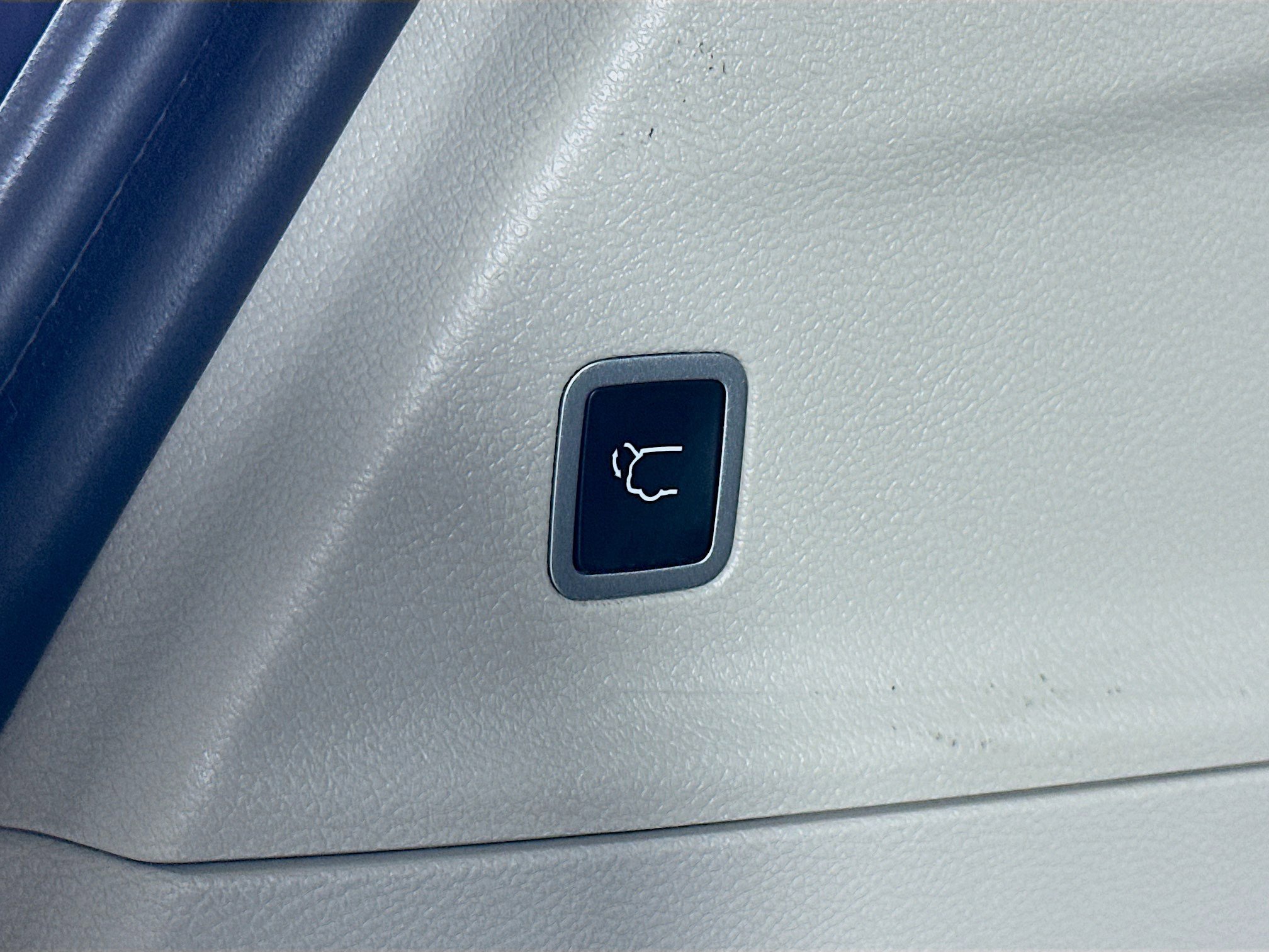 Used 2024 Chrysler Pacifica Touring-L image 29