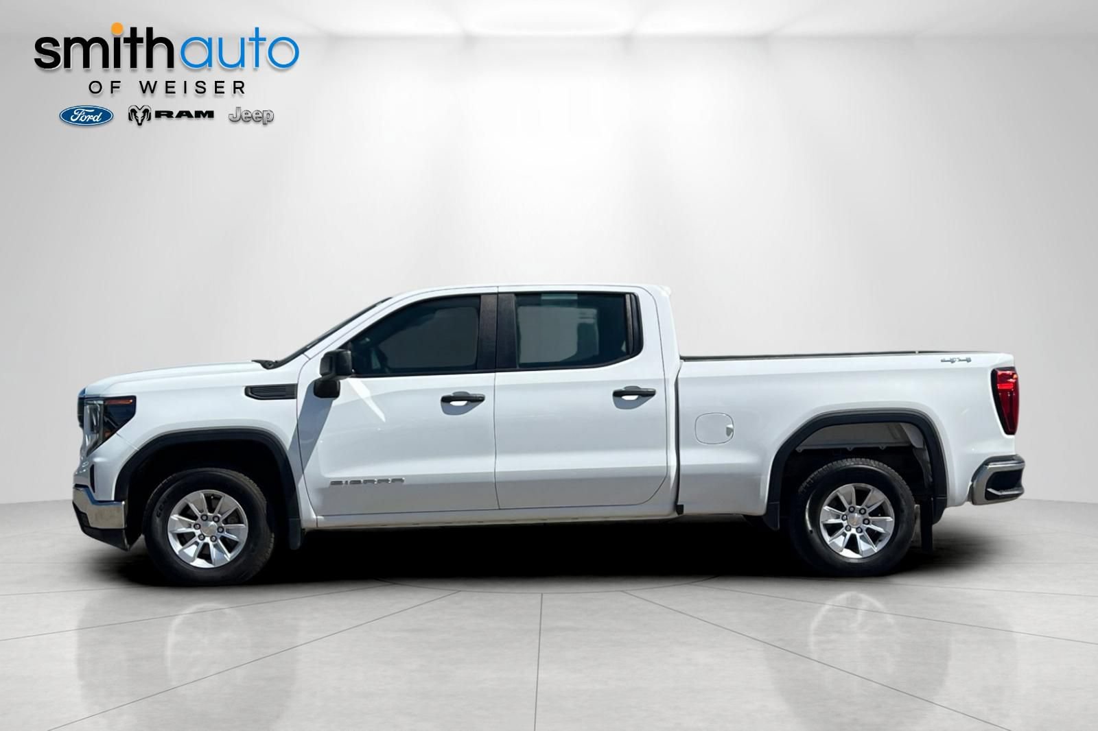 Used 2023 GMC Sierra 1500 Pro w/ Fleet Convenience Package AWD/4WD image 8