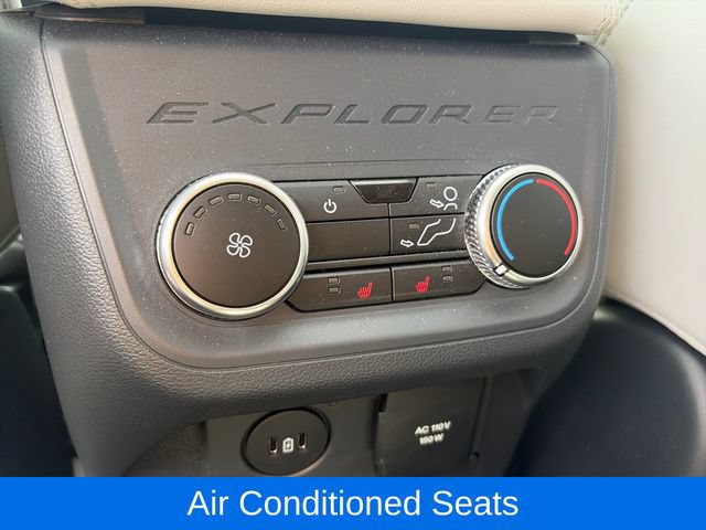 Used 2026 Ford Explorer Platinum w/ LUX Leather Package AWD/4WD image 12
