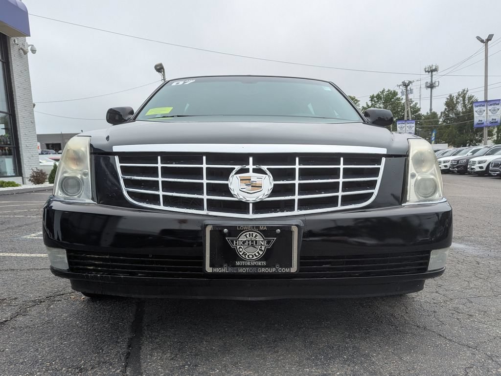 Used 2007 Cadillac DTS FWD image 4