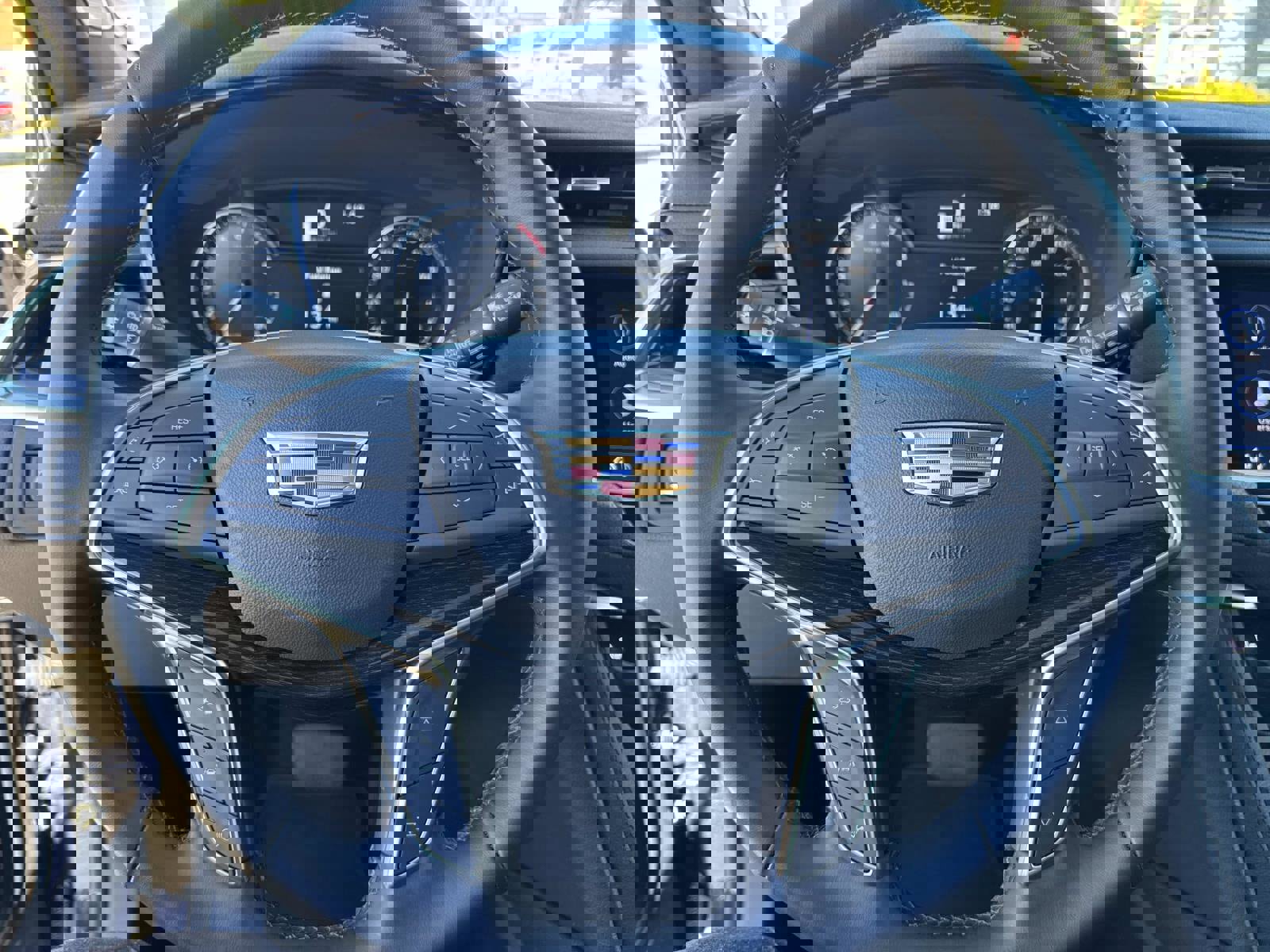 Certified 2025 Cadillac XT5 Premium Luxury image 30