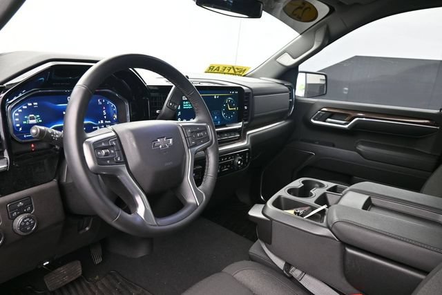 Used 2025 Chevrolet Silverado 1500 RST AWD/4WD image 22