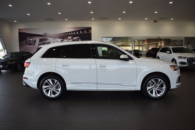 Used 2023 Audi Q7 3.0T Premium Plus AWD/4WD image 8
