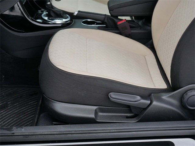 Used 2019 Volkswagen Beetle 2.0T SE image 14