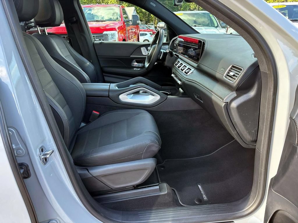 Used 2024 Mercedes-Benz GLS 450 4MATIC w/ AMG Line Exterior image 21