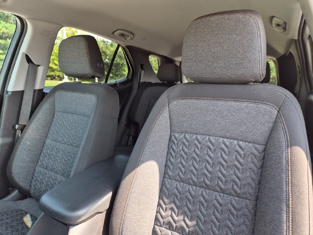Used 2024 Chevrolet Equinox LT w/ LPO, Floor Liner Package FWD image 16