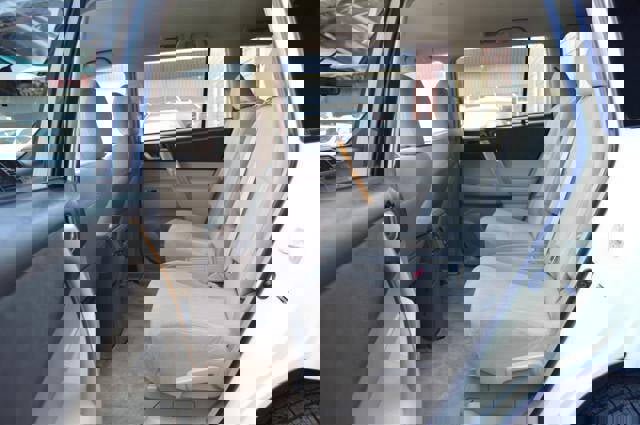 Used 2010 Toyota Highlander 4WD Hybrid image 12