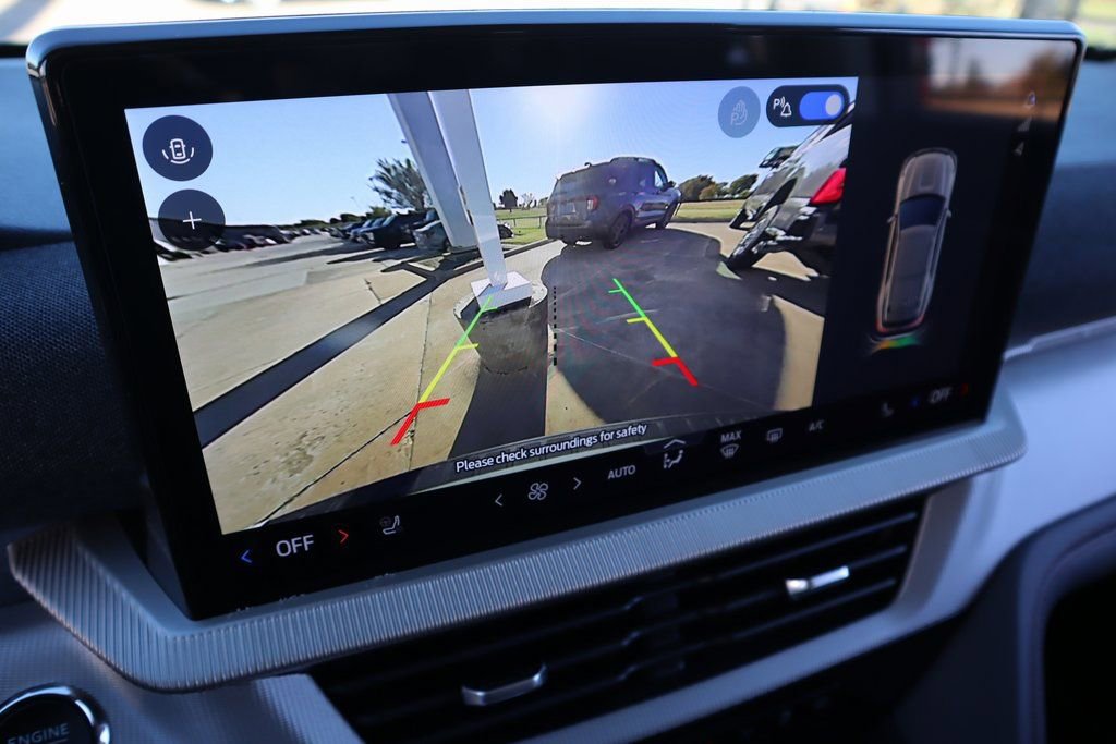 New 2026 Ford Explorer Active w/ Active Comfort Package image 8