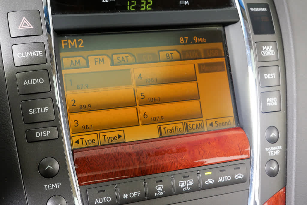 Used 2010 Lexus ES 350 image 14