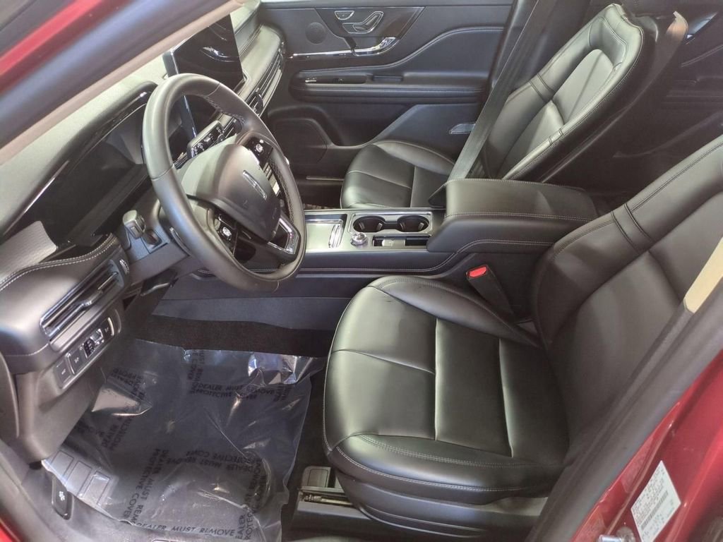 Certified 2023 Lincoln Corsair FWD w/ Towing Package image 12