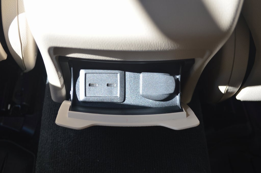 Used 2022 Mercedes-Benz GLC 300 image 30