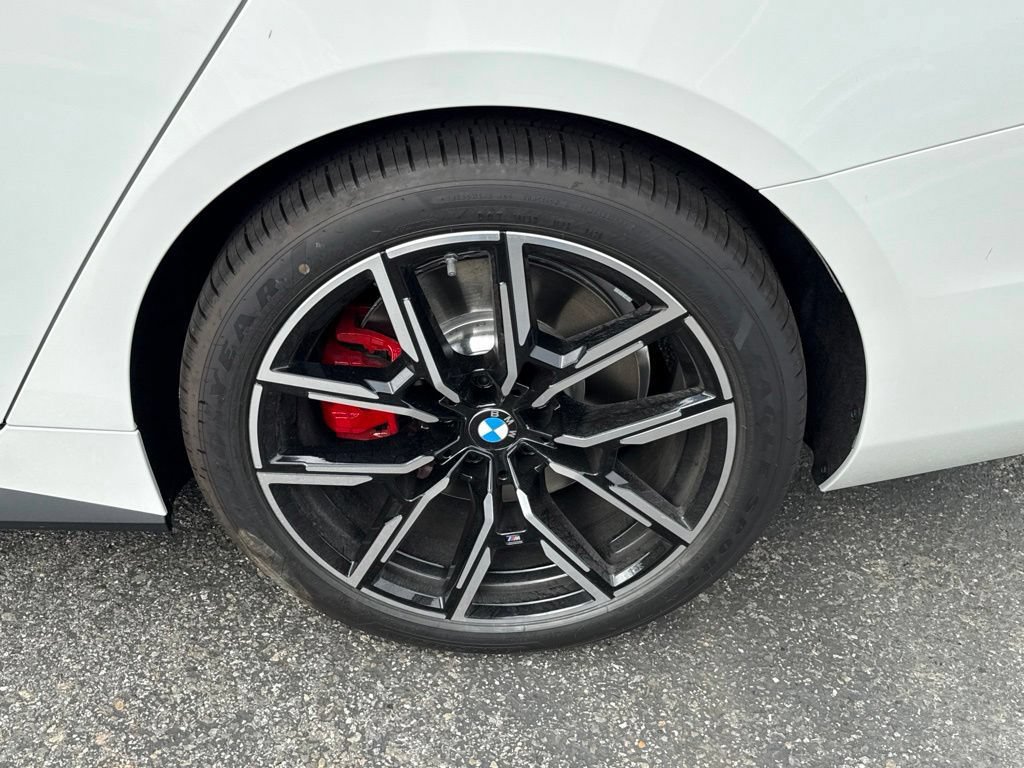 New 2026 BMW i4 eDrive40 w/ M Sport Package RWD image 14