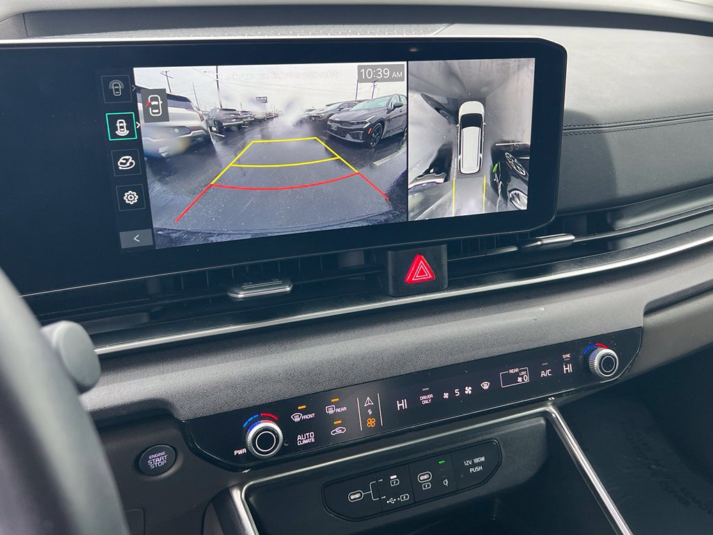 Certified 2025 Kia Carnival SX FWD image 18