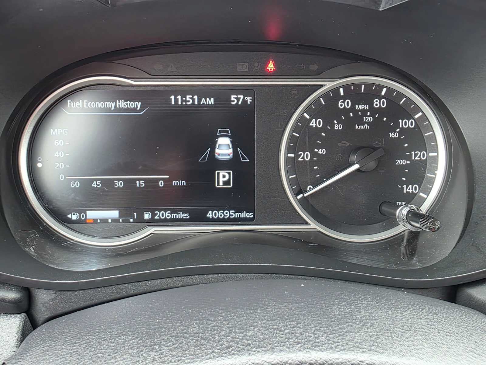 Used 2024 Nissan Versa SR FWD image 24