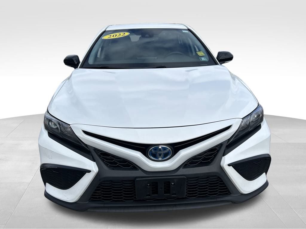 Used 2022 Toyota Camry SE image 8