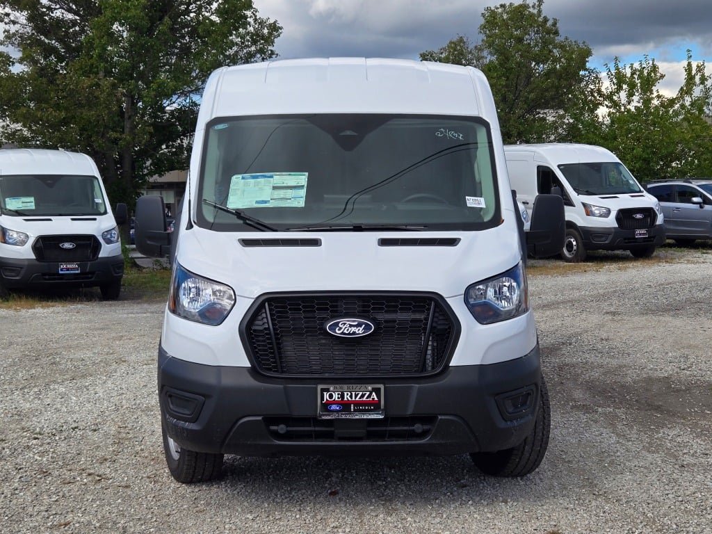 New 2026 Ford Transit 250 148 Medium Roof RWD image 2