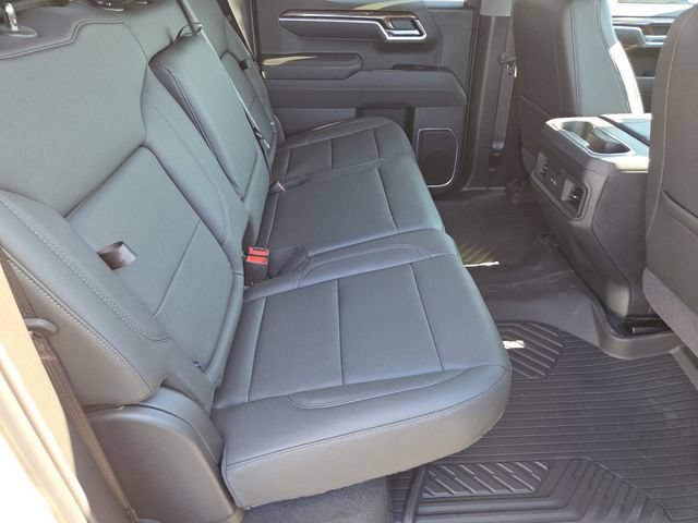 New 2026 Chevrolet Silverado 1500 RST w/ Dark Appearance Package AWD/4WD image 20