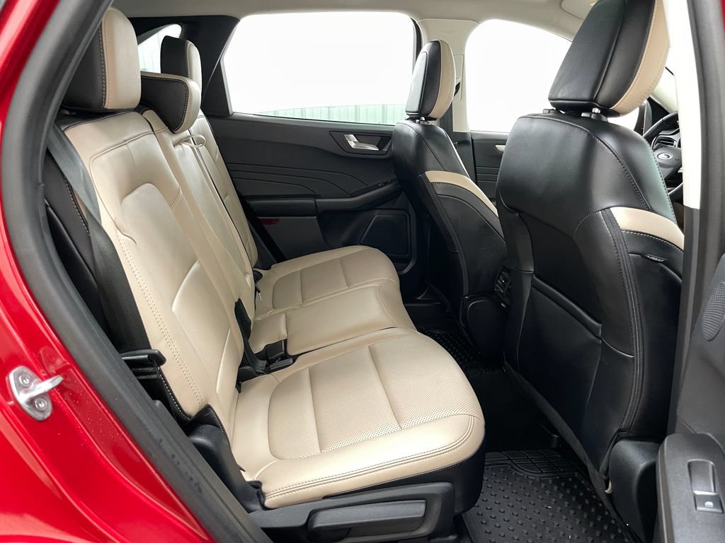 Used 2021 Ford Escape SEL w/ Technology Package FWD image 41