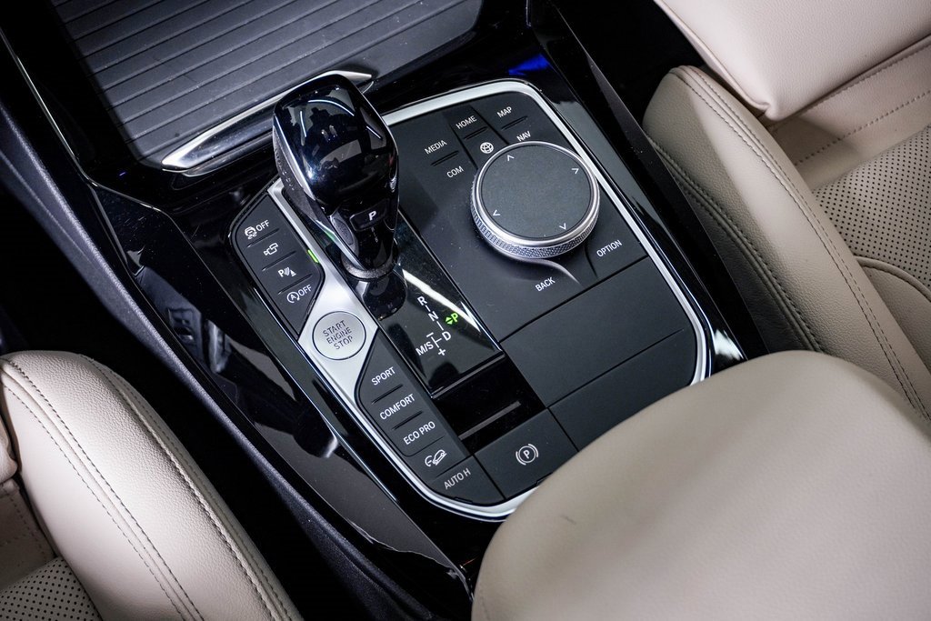 Used 2024 BMW X3 xDrive30i w/ Premium Package image 25