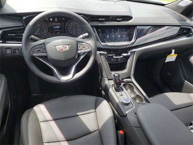 New 2025 Cadillac XT6 Premium Luxury w/ Technology Package image 9