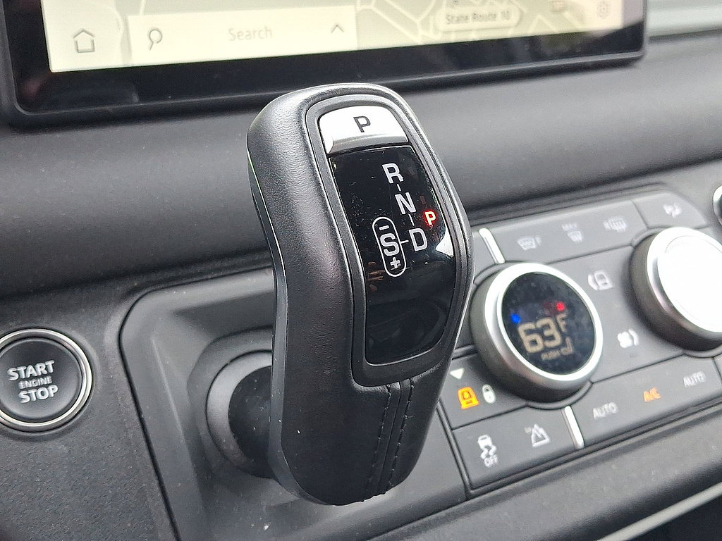 Used 2024 Land Rover Defender 90 X-Dynamic SE AWD/4WD image 18
