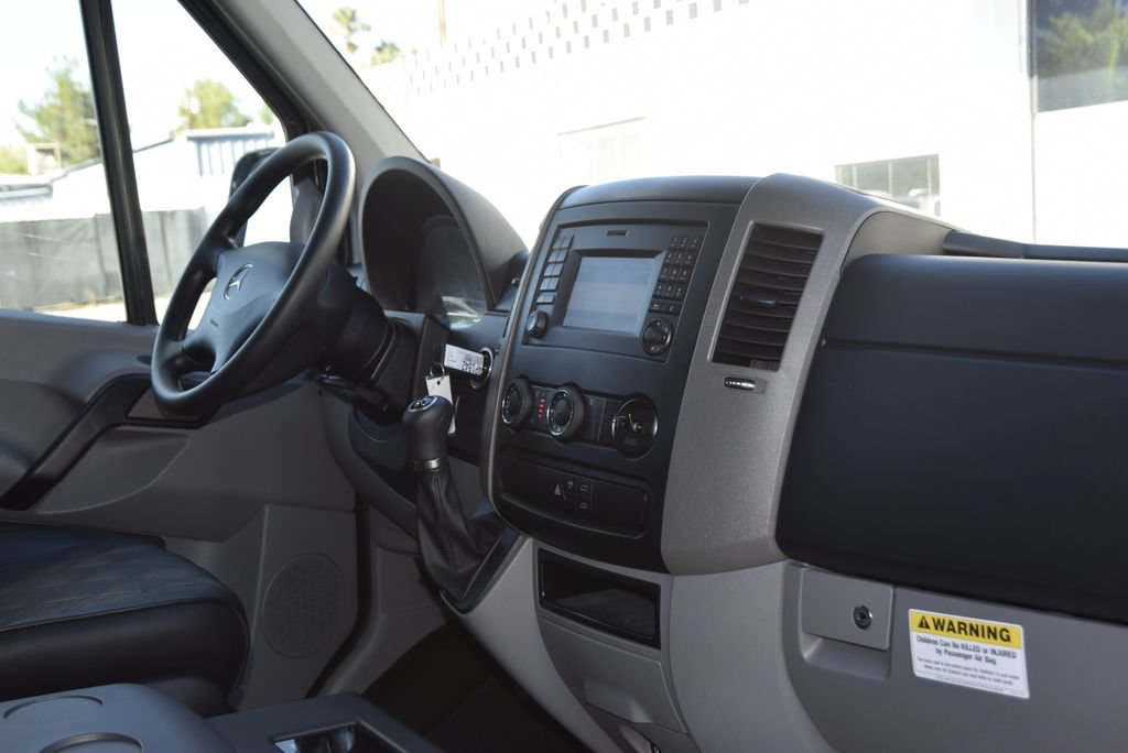 Used 2017 Mercedes-Benz Sprinter 2500 image 10