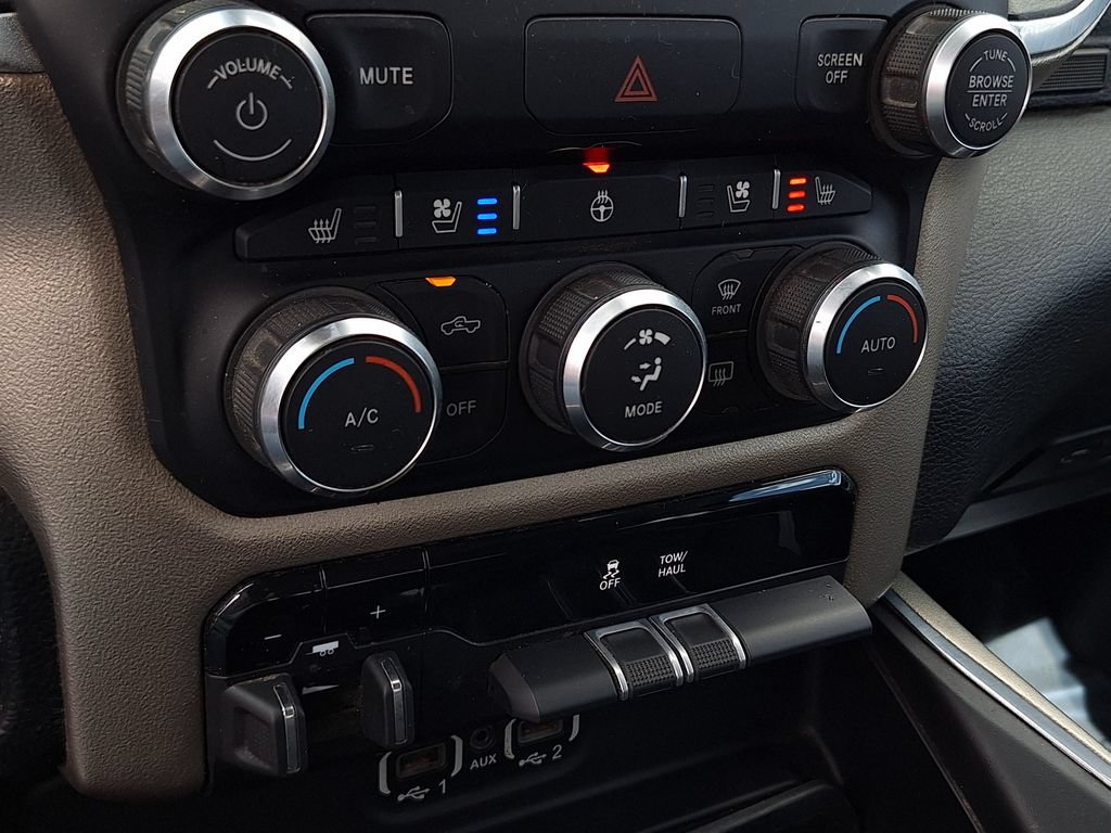 Used 2020 RAM 1500 Laramie AWD/4WD image 22