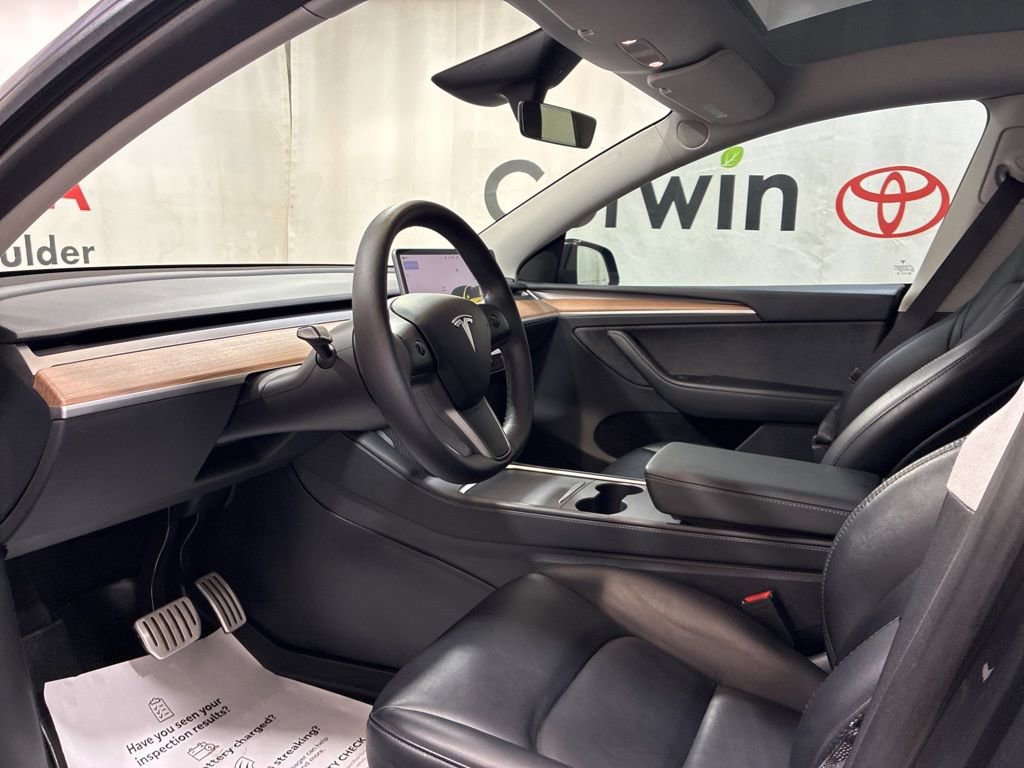 Used 2023 Tesla Model Y Long Range image 25