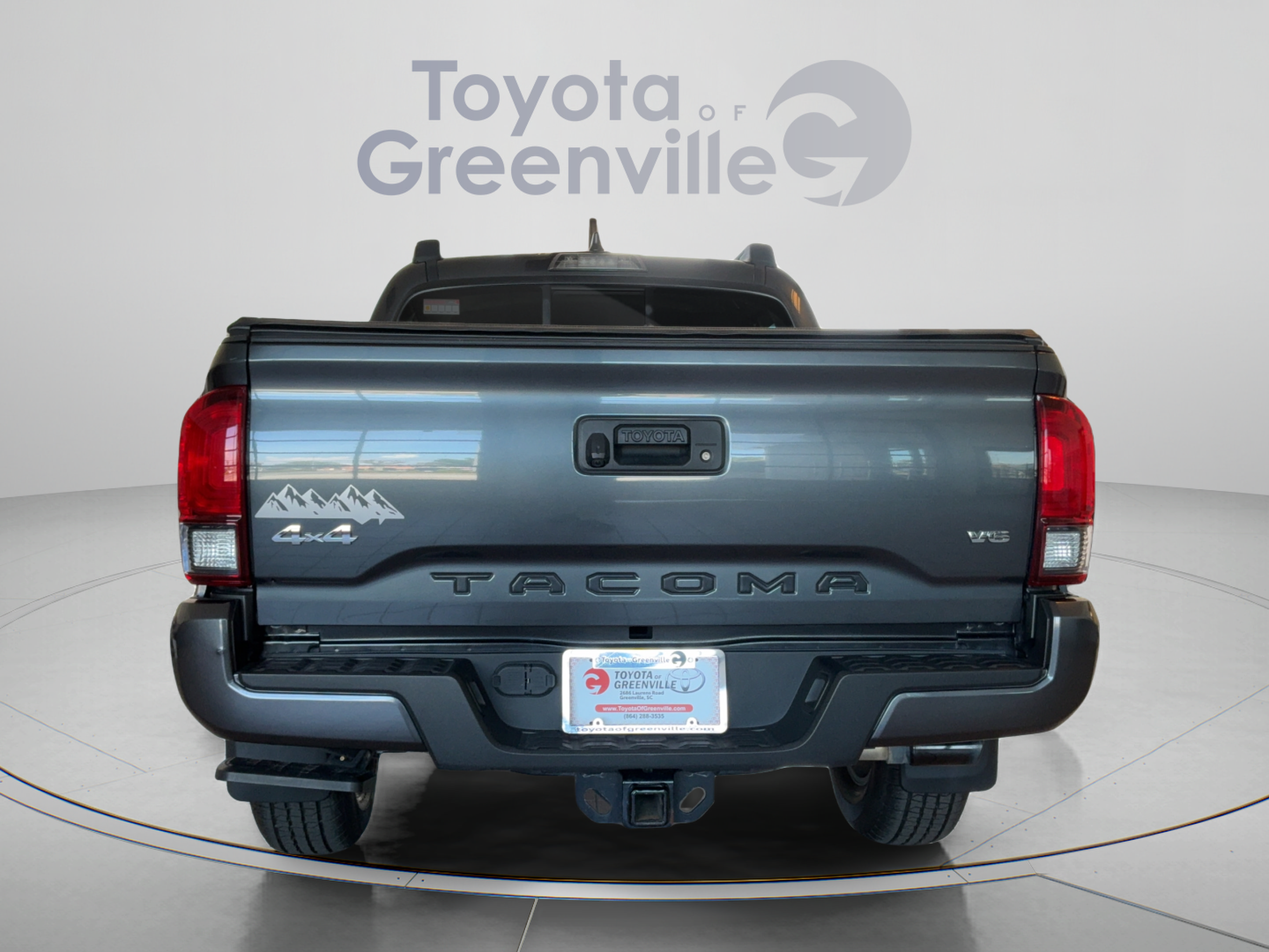 Certified 2023 Toyota Tacoma SR AWD/4WD image 5