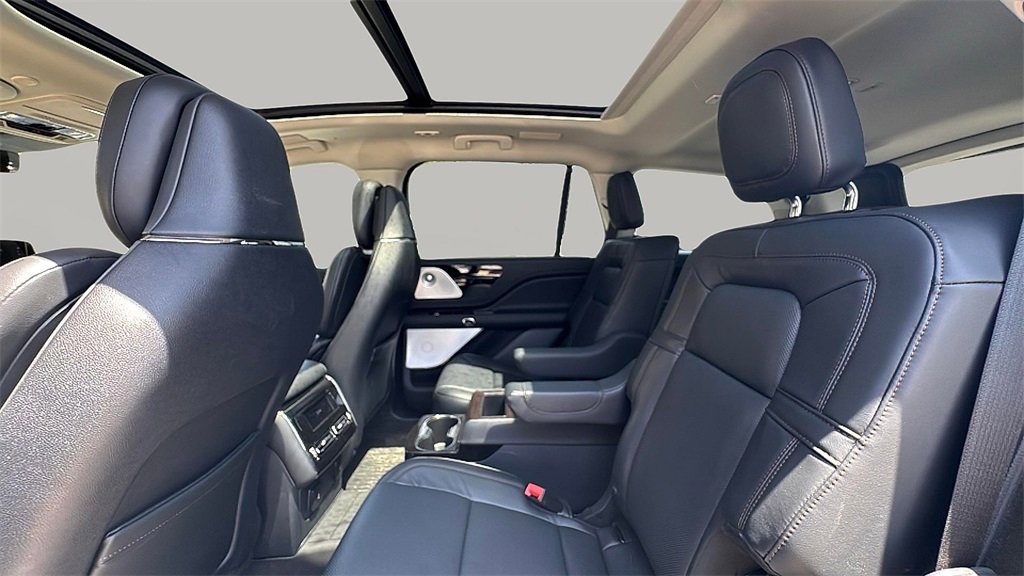 New 2025 Lincoln Aviator Reserve w/ Equipment Group 201A image 14