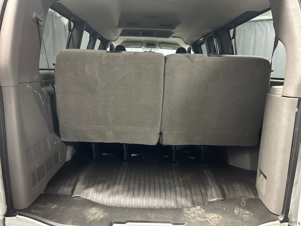 Used 2017 Chevrolet Express 2500 LS image 21