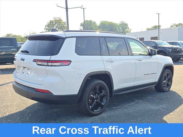 Used 2023 Jeep Grand Cherokee L Laredo AWD/4WD image 5