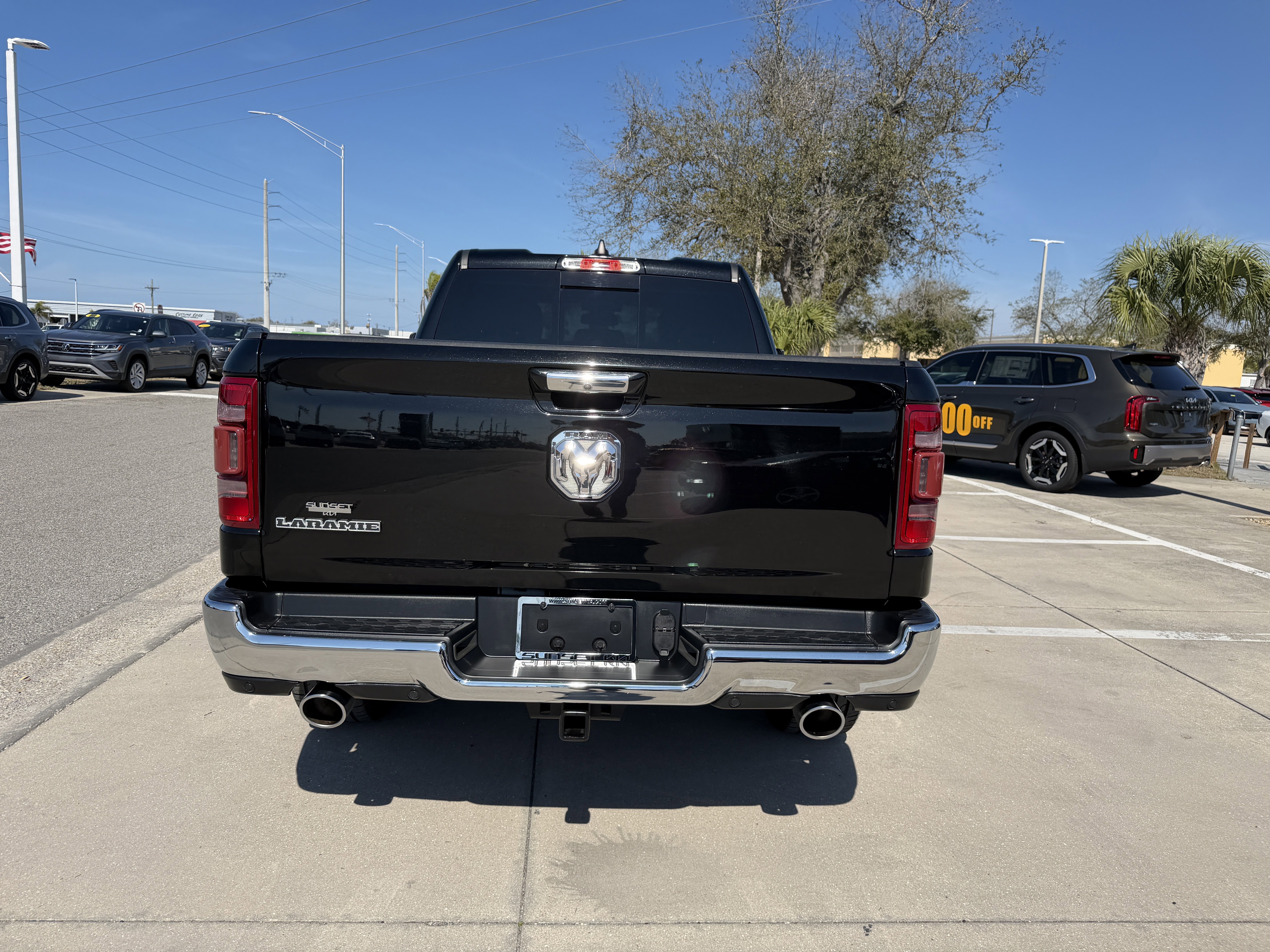 Used 2020 RAM 1500 Laramie image 5