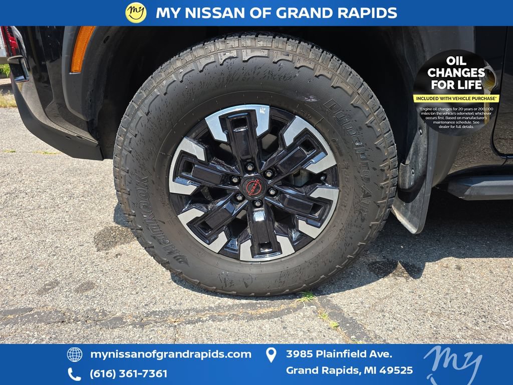 Used 2023 Nissan Frontier PRO-4X w/ Pro Convenience Package AWD/4WD image 31