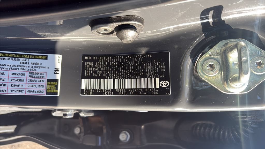 Used 2025 Toyota Corolla SE w/ Convenience Package FWD image 26