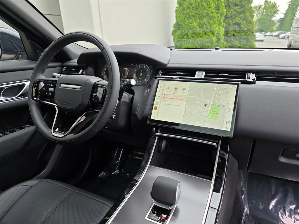 New 2026 Land Rover Range Rover Velar Dynamic SE image 33