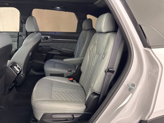 Used 2024 Kia Sorento SX Prestige w/ Sage Leather Package image 27