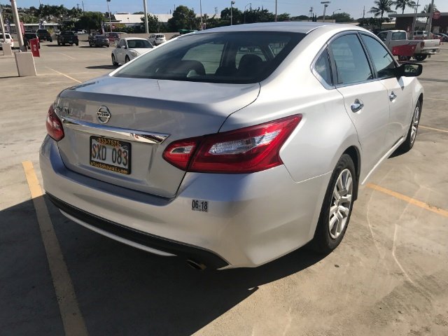 Used 2016 Nissan Altima 2.5 S w/ Power Driver Seat Package FWD image 3