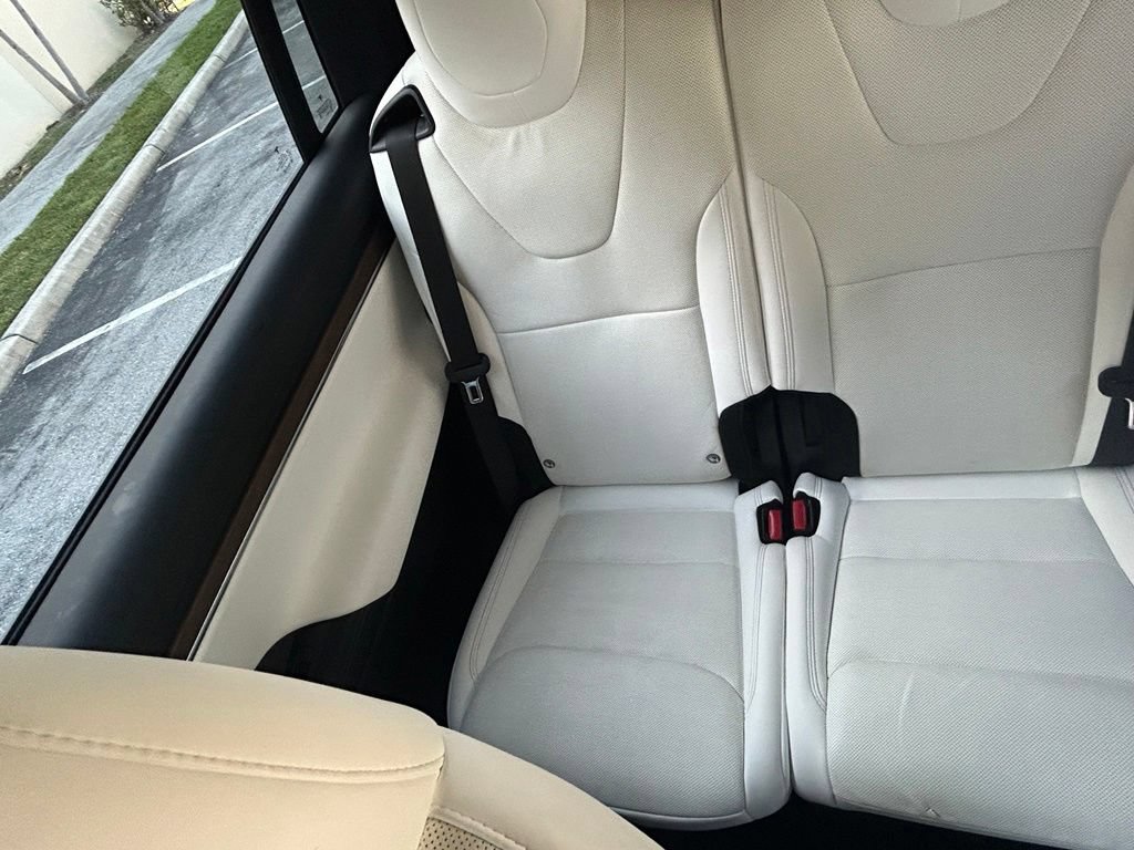 Used 2022 Tesla Model X AWD/4WD image 12
