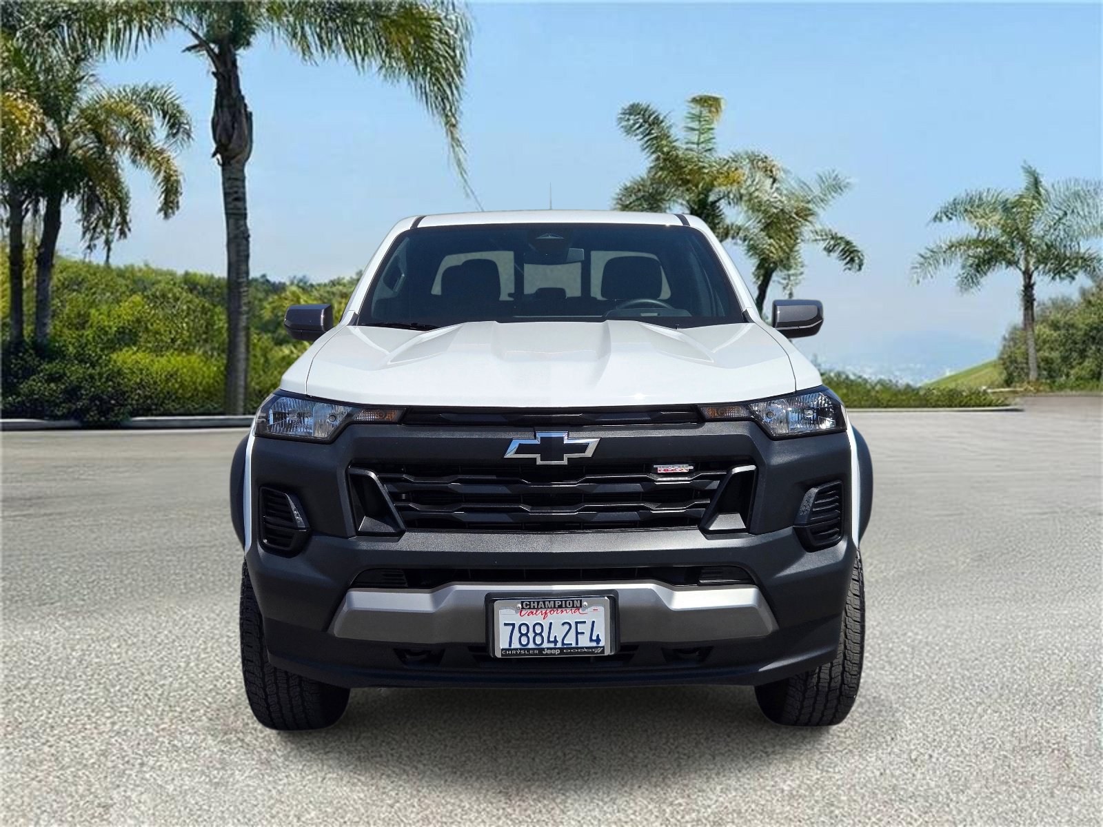Used 2025 Chevrolet Colorado Trail Boss AWD/4WD image 3
