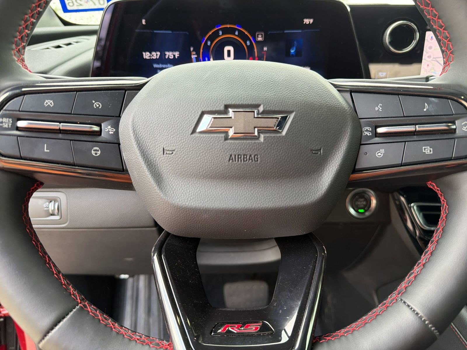 Certified 2024 Chevrolet Traverse RS image 17