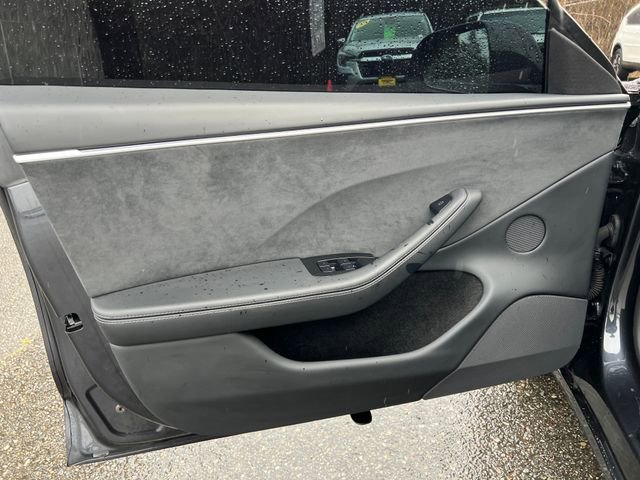 Used 2025 Tesla Model 3 Long Range image 19