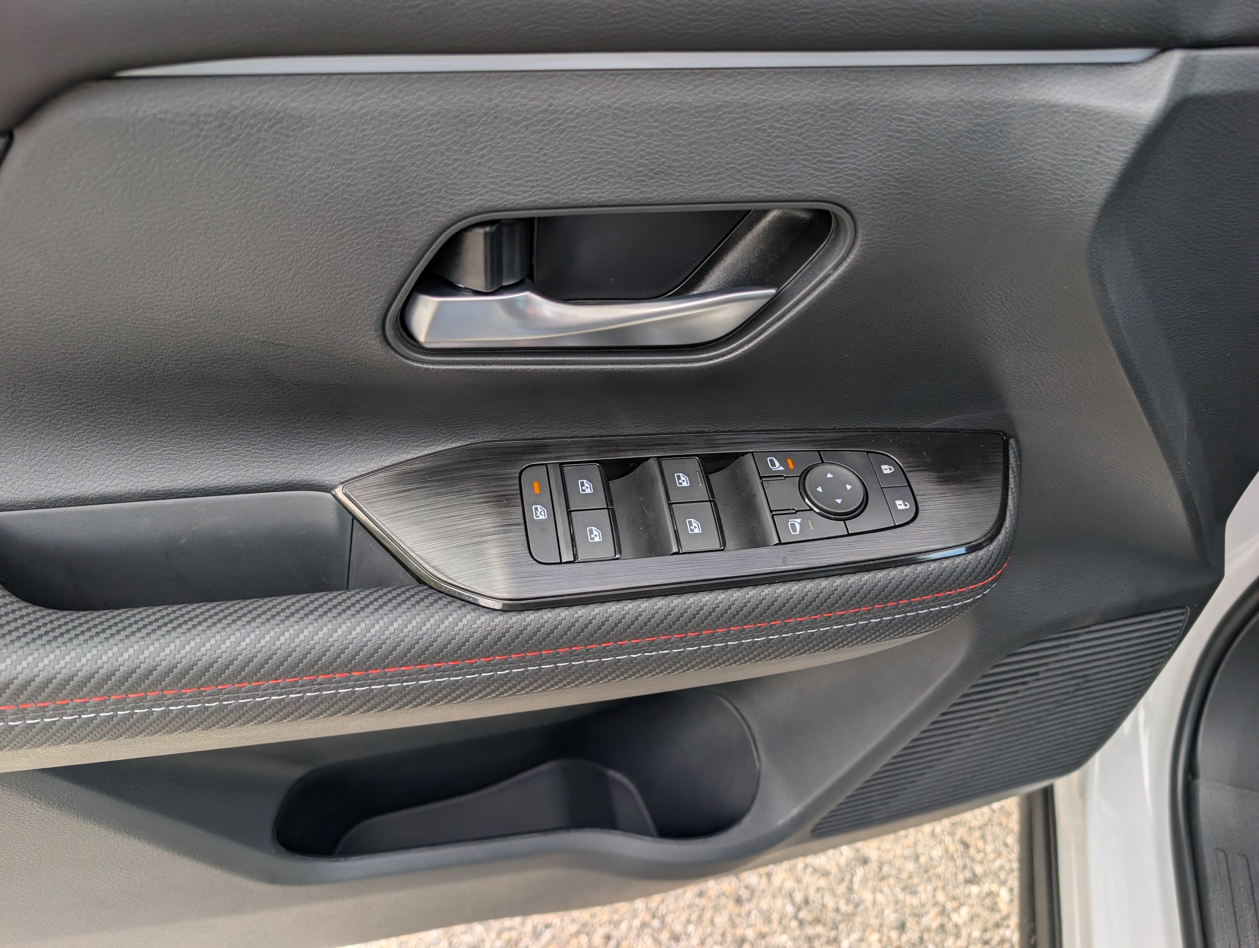 New 2027 Nissan Kicks SR AWD/4WD image 16